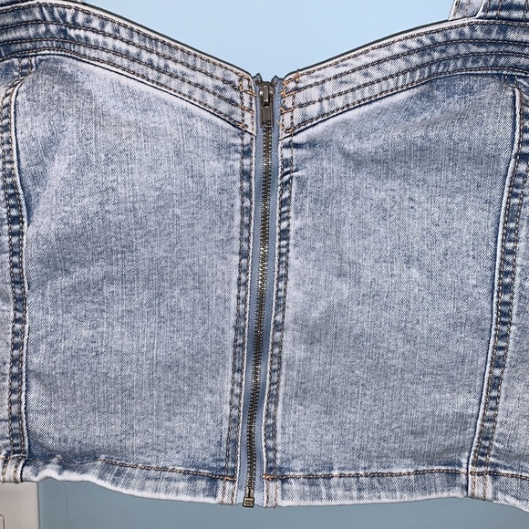 Wild Fable Corset Top Womens XXL Denim Sleeveless Smocked-Back Light Blue - Picture 2 of 6